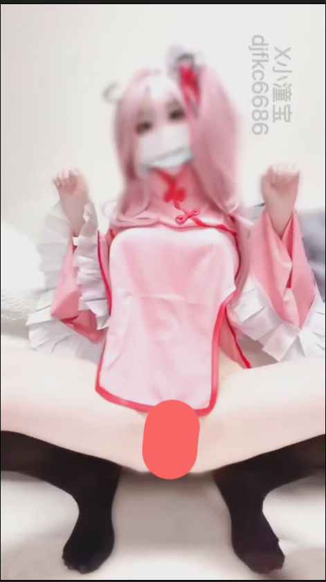 【新】小潼宝-付费定制门槛裸舞福利【38V】【509MB百度云】